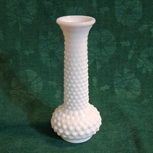 Vtg E.O. Brody Co. White Milk Glass Hobnail Bud Vase